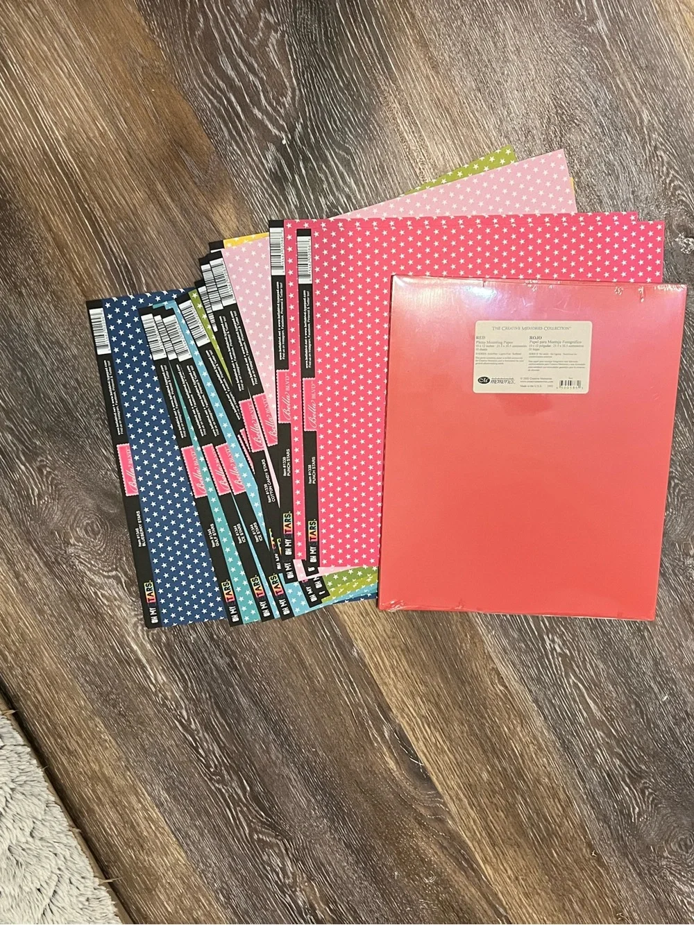 18 pages of Star Pattern Scrapbook Paper  (9 different colors) Pack of Red 12